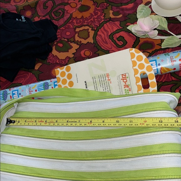 Chic Lime and White Striped Crossbody Bag - Picture 8 of 9